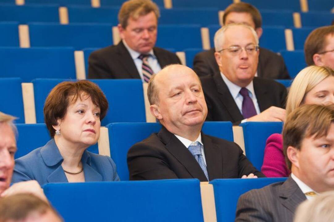 V. Uspaskichas neatsiėmė Seimo nario pažymėjimo