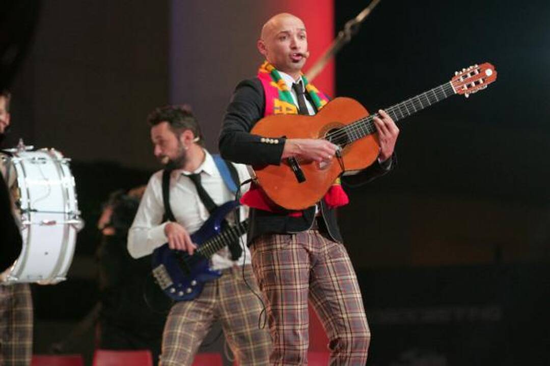 Lietuva pasitiko bronzą iškovojusią krepšinio rinktinę (papildyta)