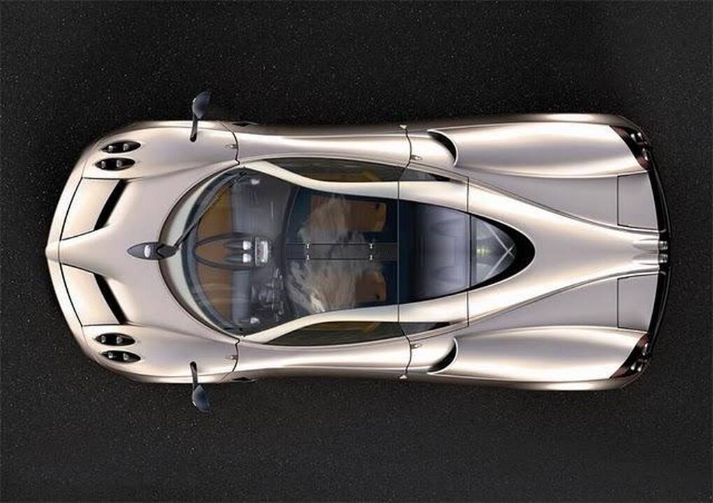 Naujas “Pagani” – “papiktintas” superautomobilis