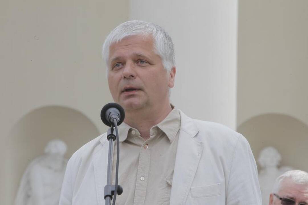 Baltijos keliui atminti sostinių vadovai įmontavo plytelę