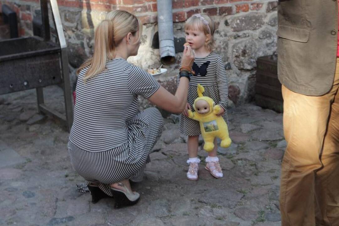 Iškilmingame Klaipėdos mero pokylyje – kepti paršeliai