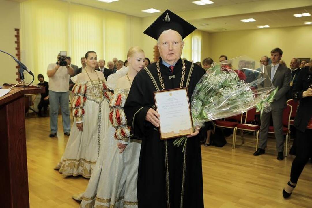 Klaipėdos universitete – nauji garbės daktarai