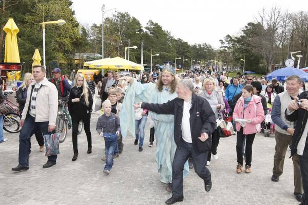 Palangoje sekmadienį lijo gintarais