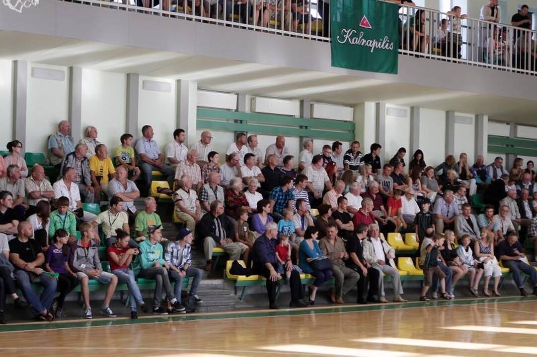 Krepšinio aikštelėje Klaipėdoje – Arvydas Sabonis 