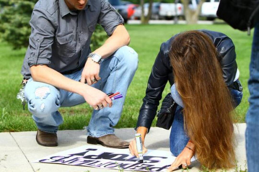 Dėl D.Kedžio dukters - protestai Lemonte, Dubline, Londone (papildyta 14.10 val.)