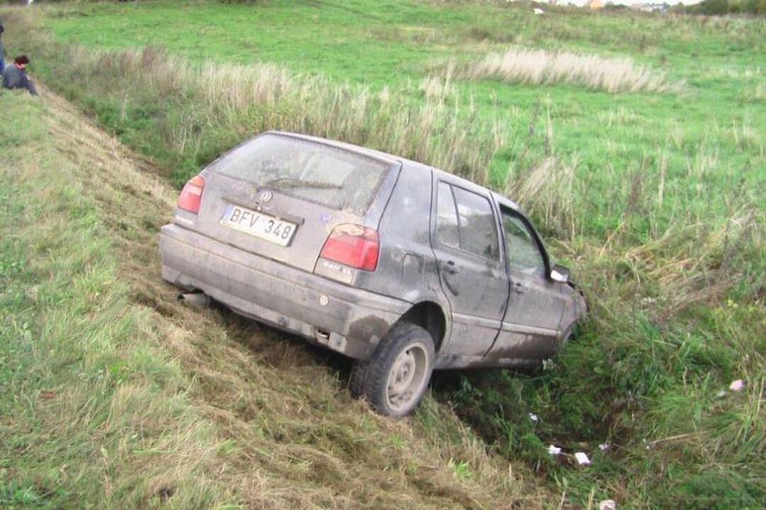 Girtų brolių pasivažinėjimas: eidamas iš laukų žuvo ūkininkas
