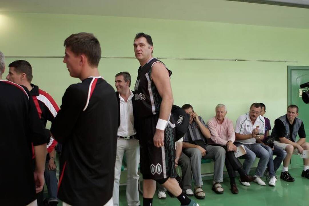 Krepšinio aikštelėje Klaipėdoje – Arvydas Sabonis 