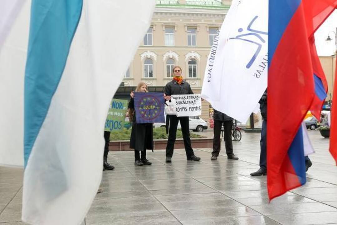 Įstojimo į ES dieną sostinėje eisena minėjo tik jaunieji liberalai