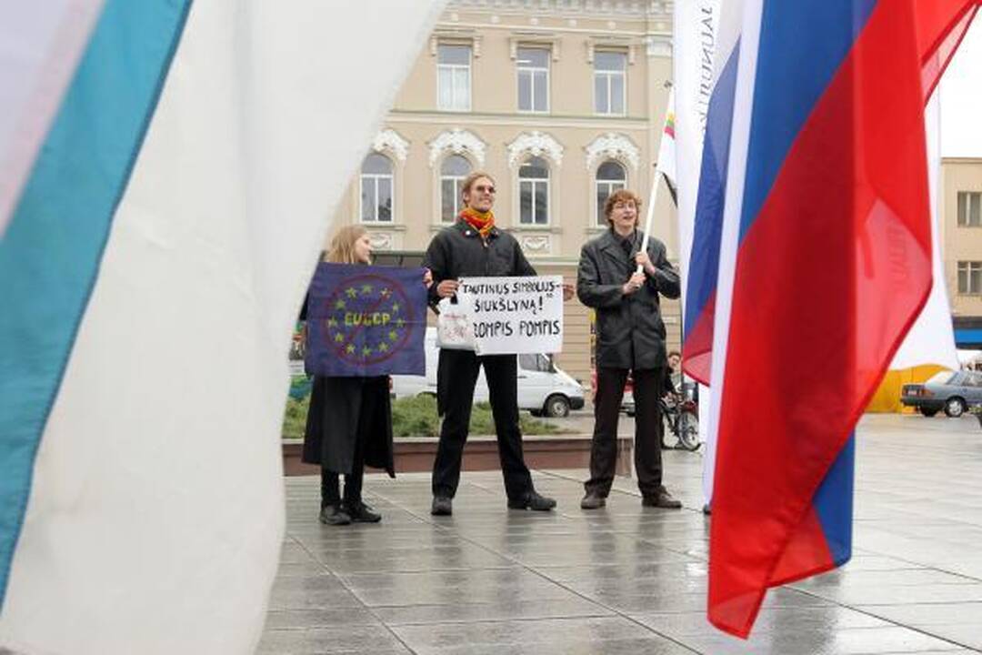 Įstojimo į ES dieną sostinėje eisena minėjo tik jaunieji liberalai