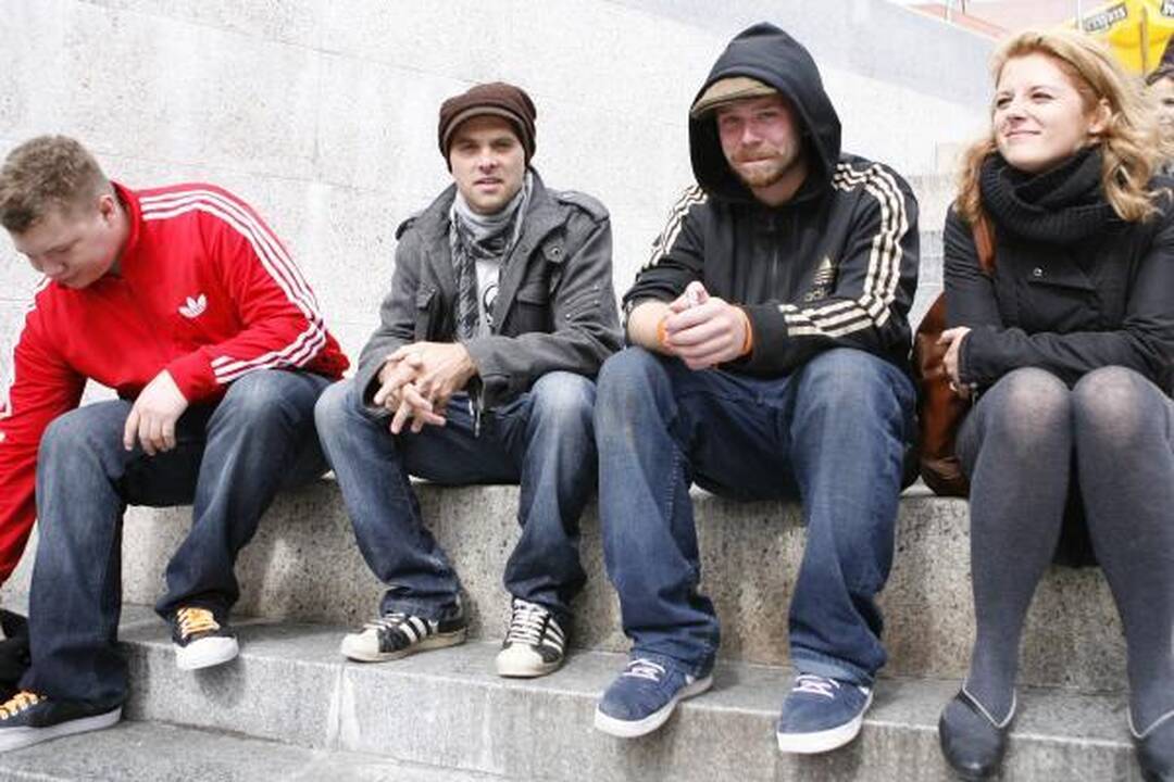 "Dub Mafia" prieš vakarėlį kojas apšilo Gedimino prospekte