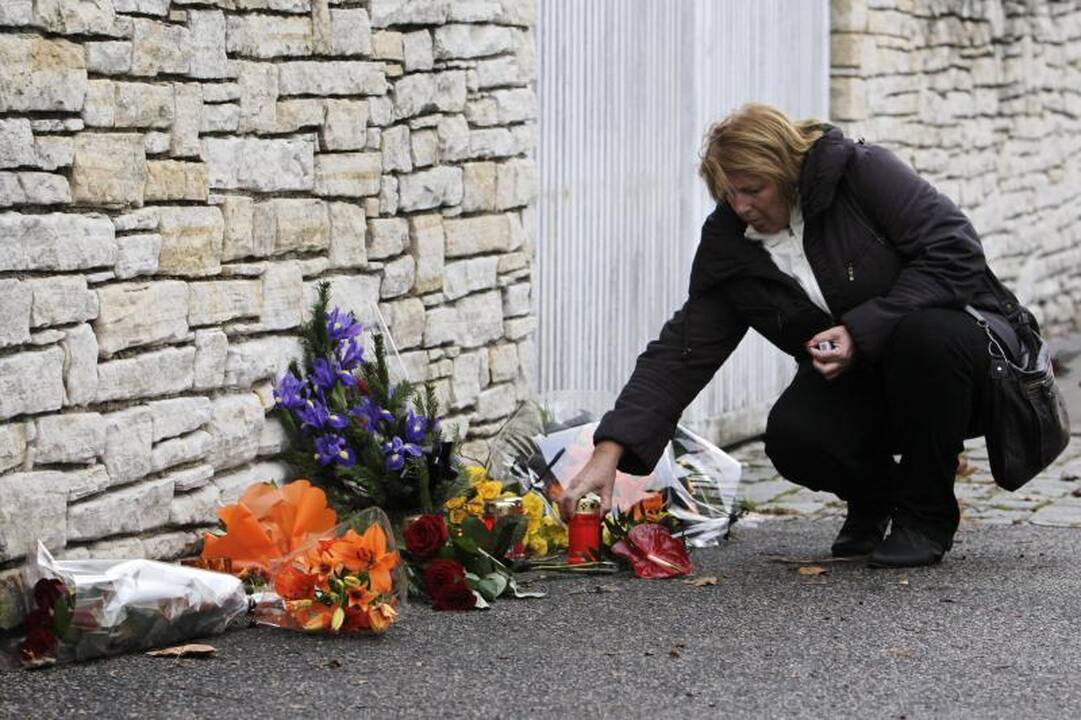 Čekijoje žmonės eina į gatves pareikšti pagarbos V.Havelui