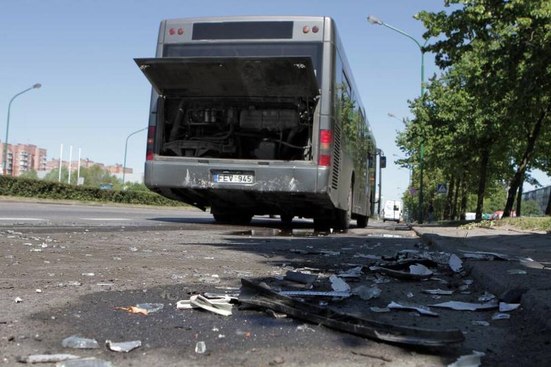 Neblaivus klaipėdietis taranavo miesto autobusą
