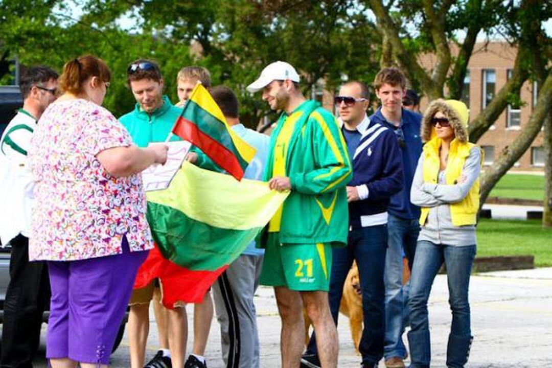 Dėl D.Kedžio dukters - protestai Lemonte, Dubline, Londone (papildyta 14.10 val.)