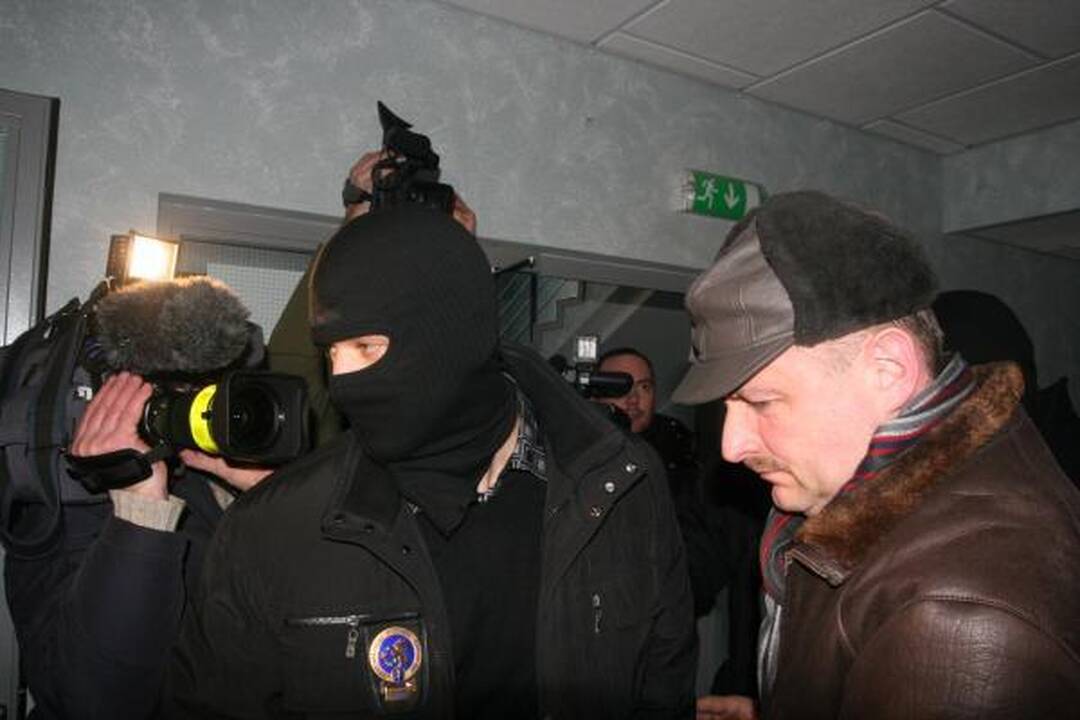 Viceministras A.Skikas už grotų praleis mažiausiai 14 parų (papildyta)