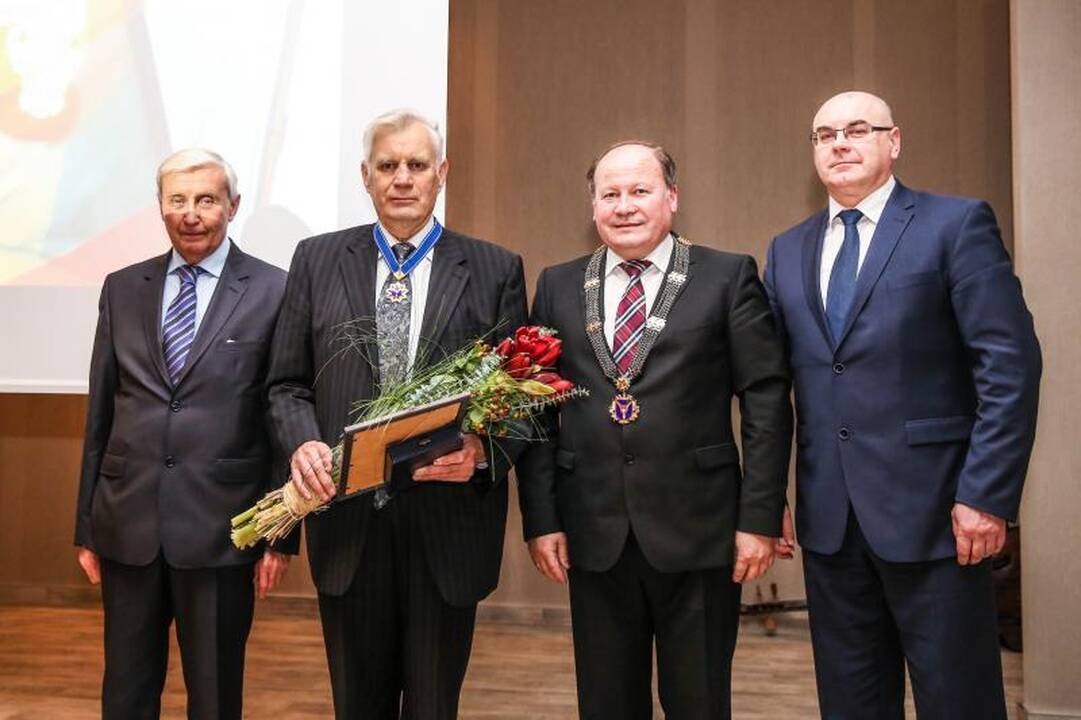 Garbingiausi Kauno rajono apdovanojimai – keturiems kraštiečiams