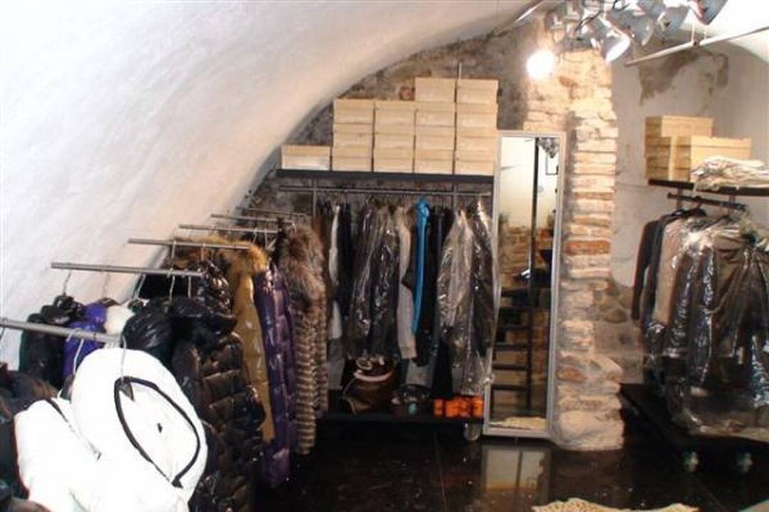 Verslininko M.Gelažniko parduotuvėje – suklastotos prekės (papildyta)