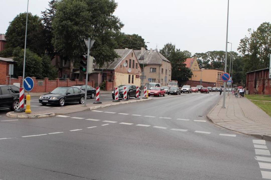 Klaipėdos centre – mašinų spūstys