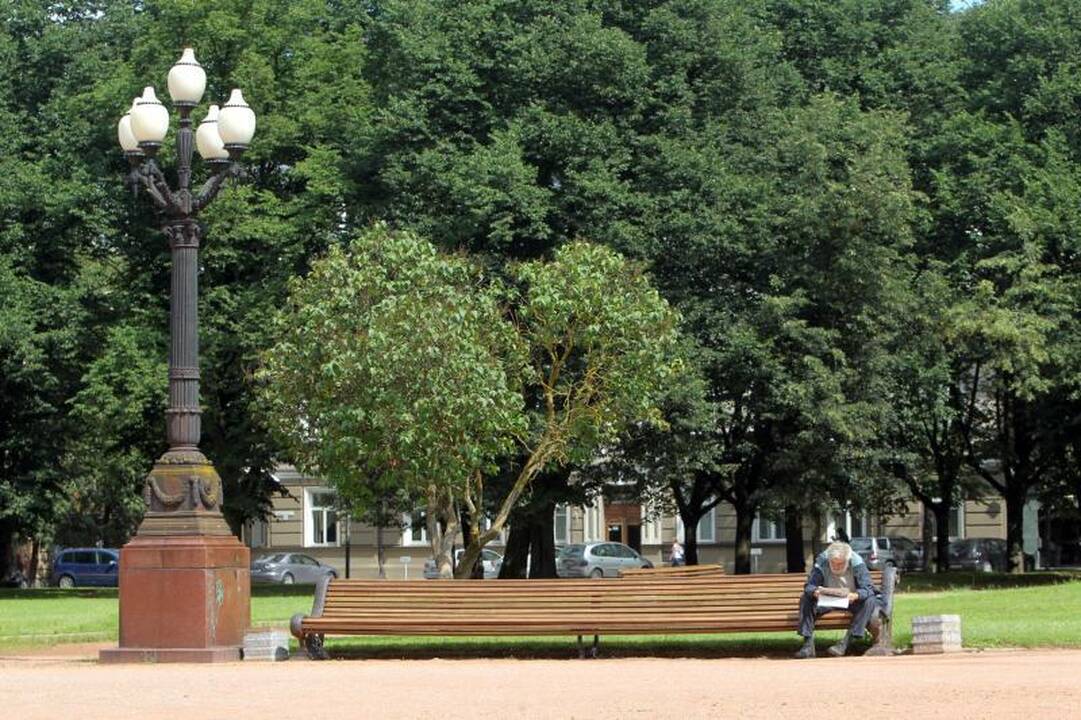 Atsinaujino Lukiškių aikštė
