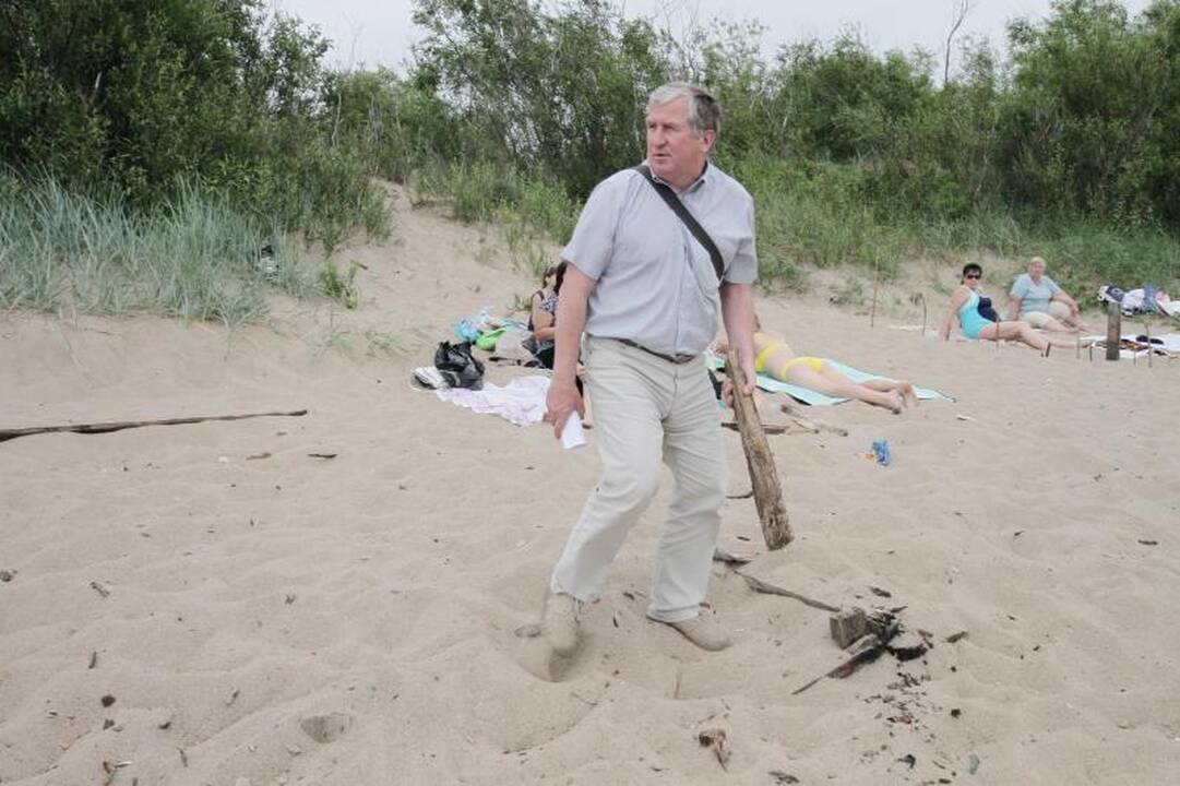 Klaipėdos valdžios vyrus šokiravo paplūdimio dušai