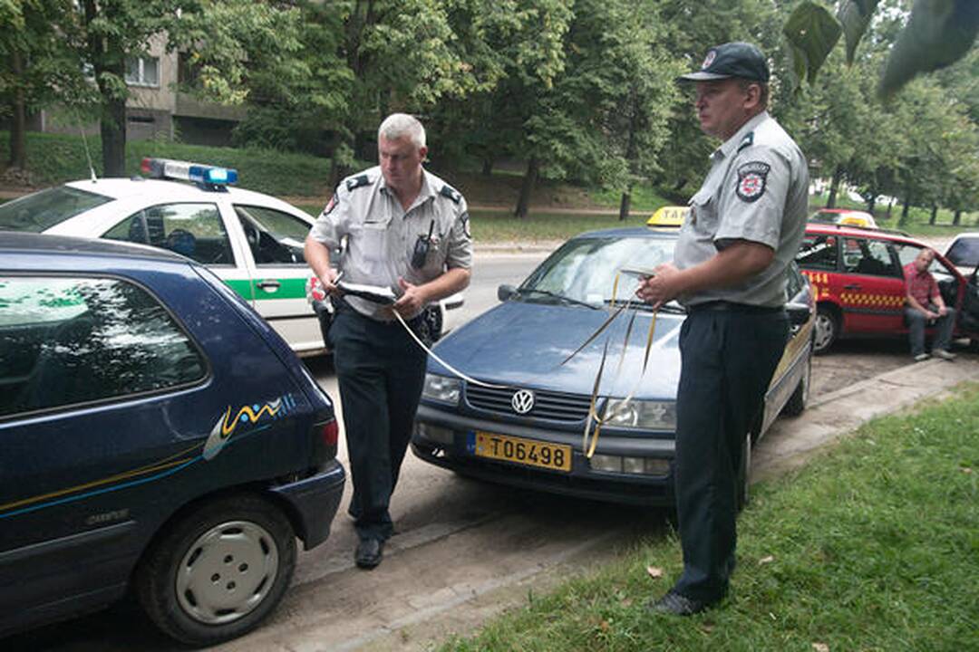 Sąmonę praradęs taksistas Vilniuje sukėlė avariją