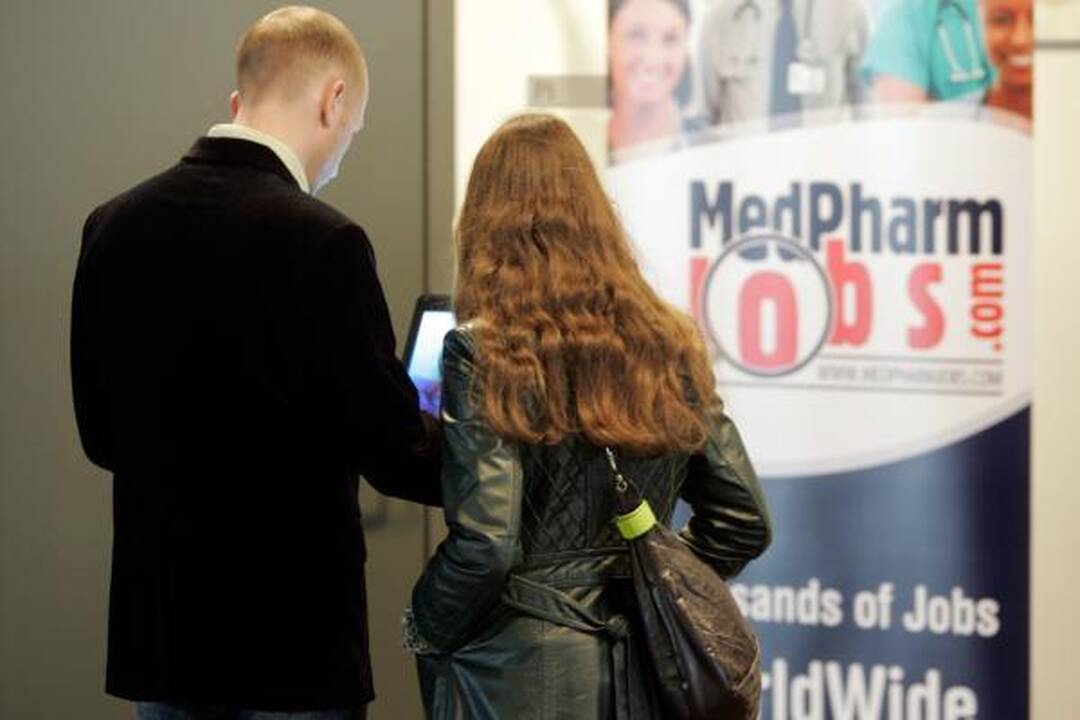 Dirbti užsienyje medikus viliojo pirmoji darbo kontaktų mugė