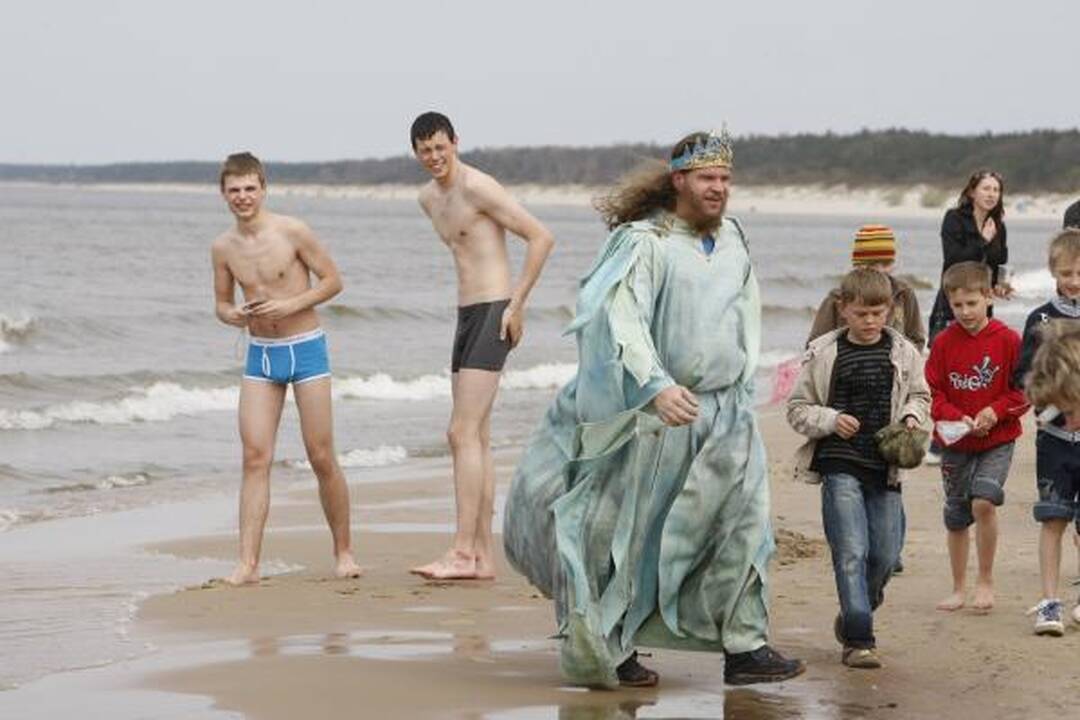 Palangoje sekmadienį lijo gintarais