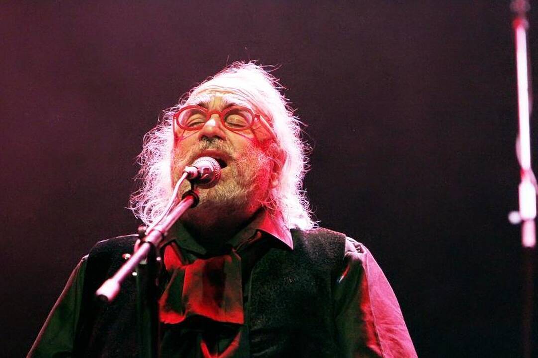 Demis Roussos privertė klaipėdiečius šokti sirtakį