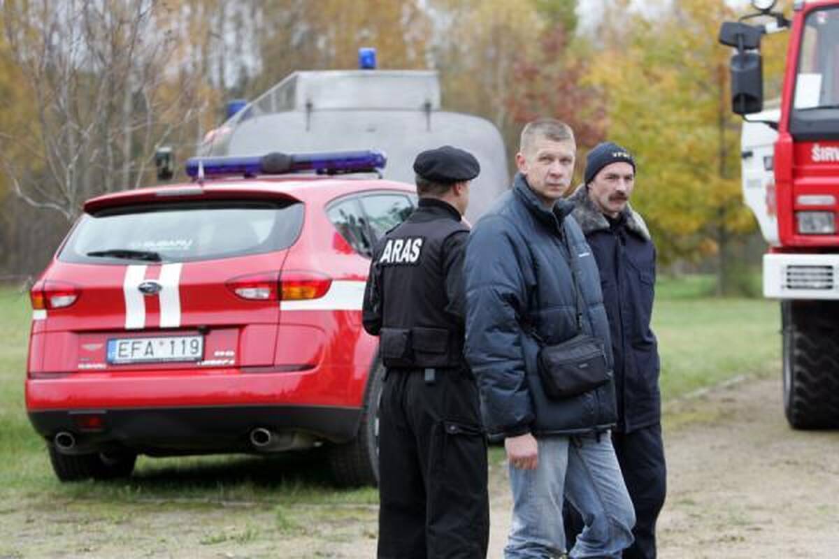 Širvintų r. sprogo dujotiekio vamzdis, kilo didžiulis gaisras (papildyta 14.30 val.)