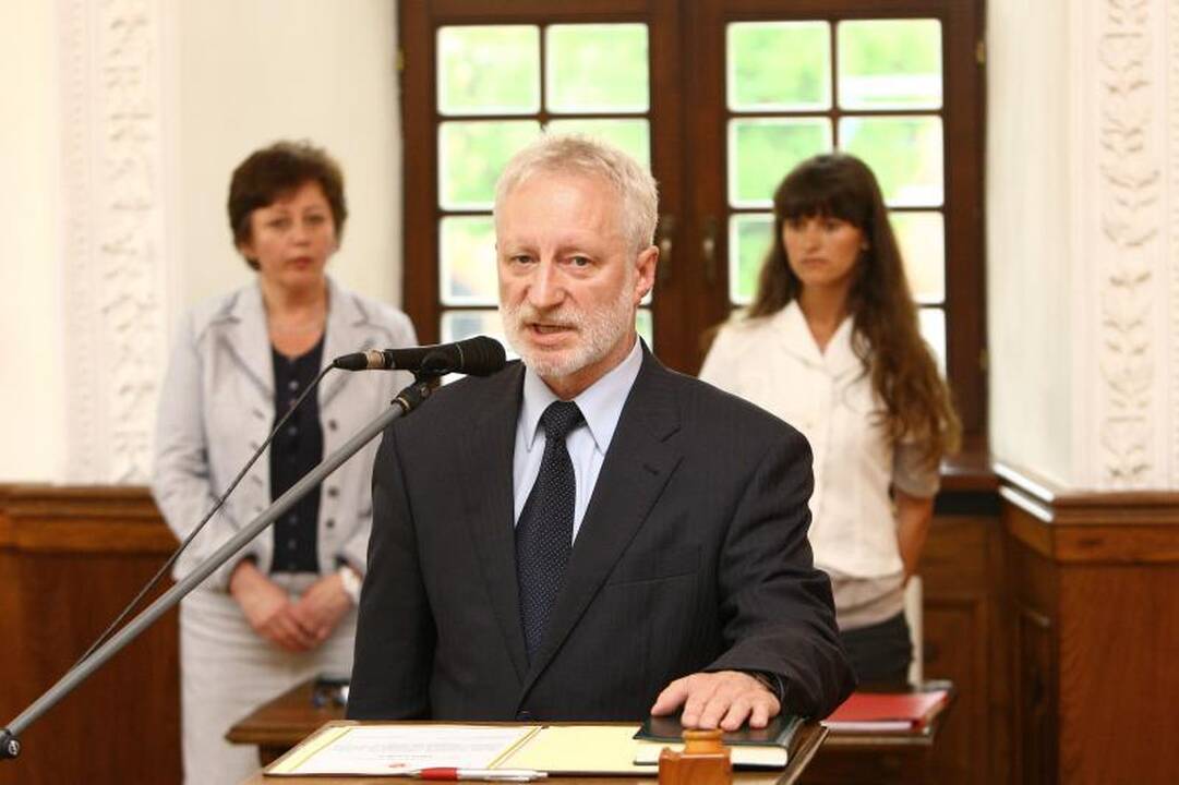 Santakos garbės ženklais pagerbti penki kauniečiai