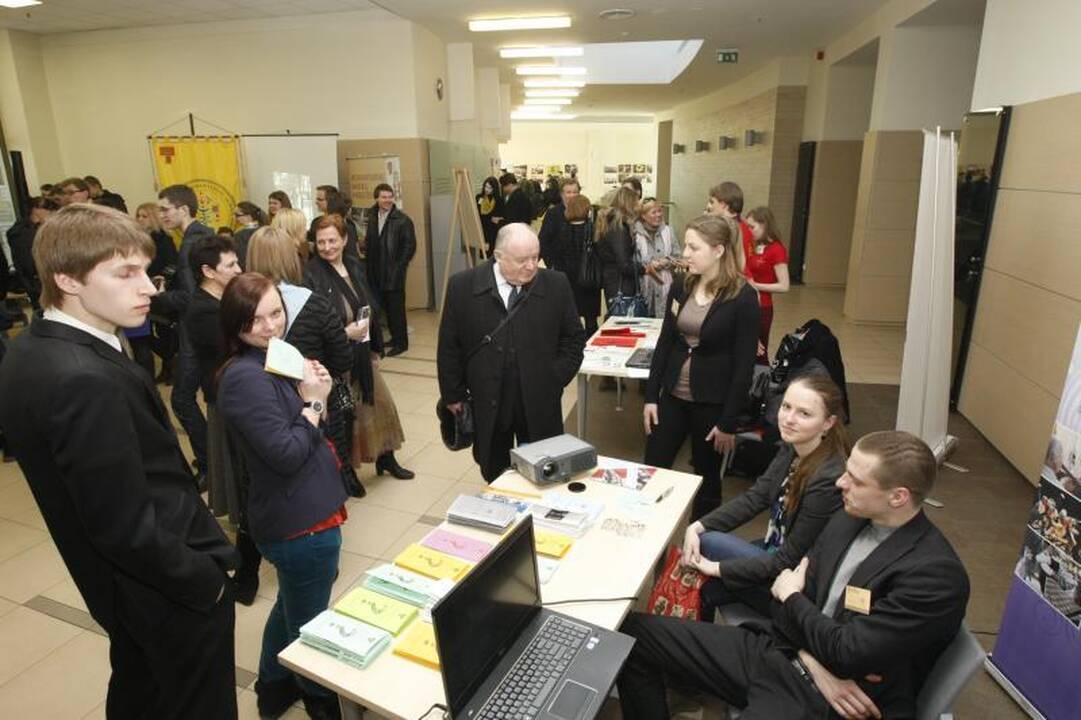 Klaipėdos universitete – būsimų studentų apgultis