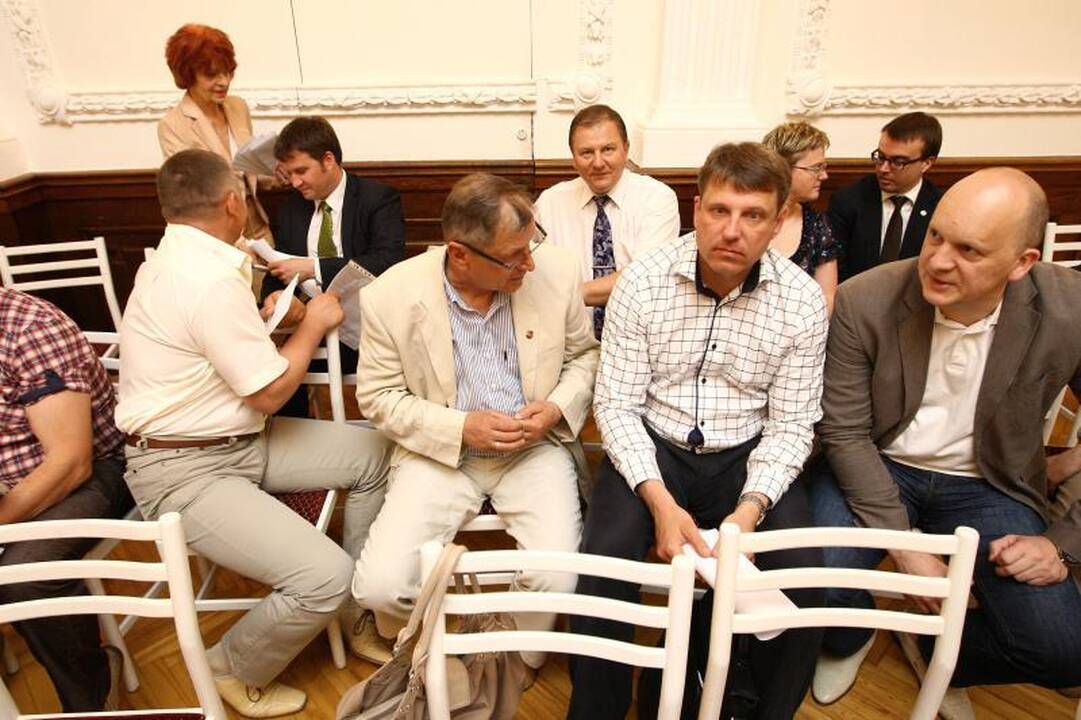 Santakos garbės ženklais pagerbti penki kauniečiai