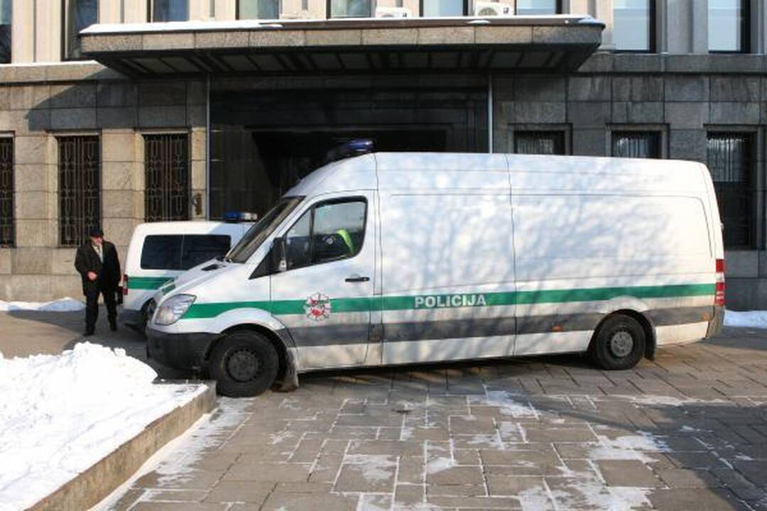 Kaune - rinkėjų papirkimo incidentas už 10 litų (dar papildyta)