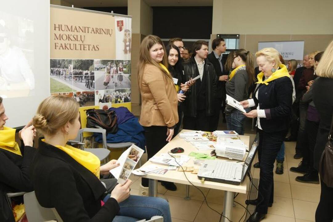 Klaipėdos universitete – būsimų studentų apgultis