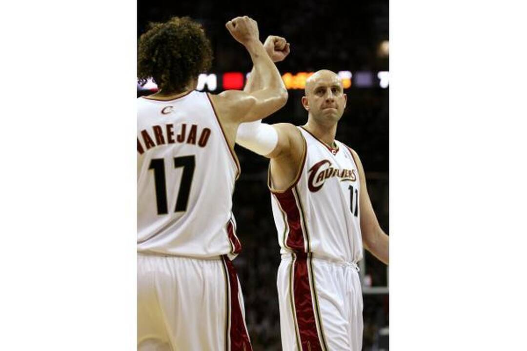 „Cavaliers“ nugalėjo „Magic“
