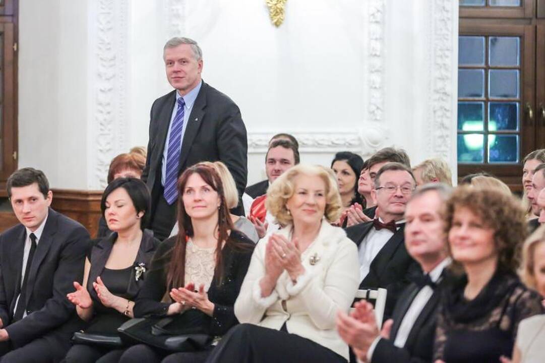 Sergantiems vaikams paaukota 100 tūkst. litų 