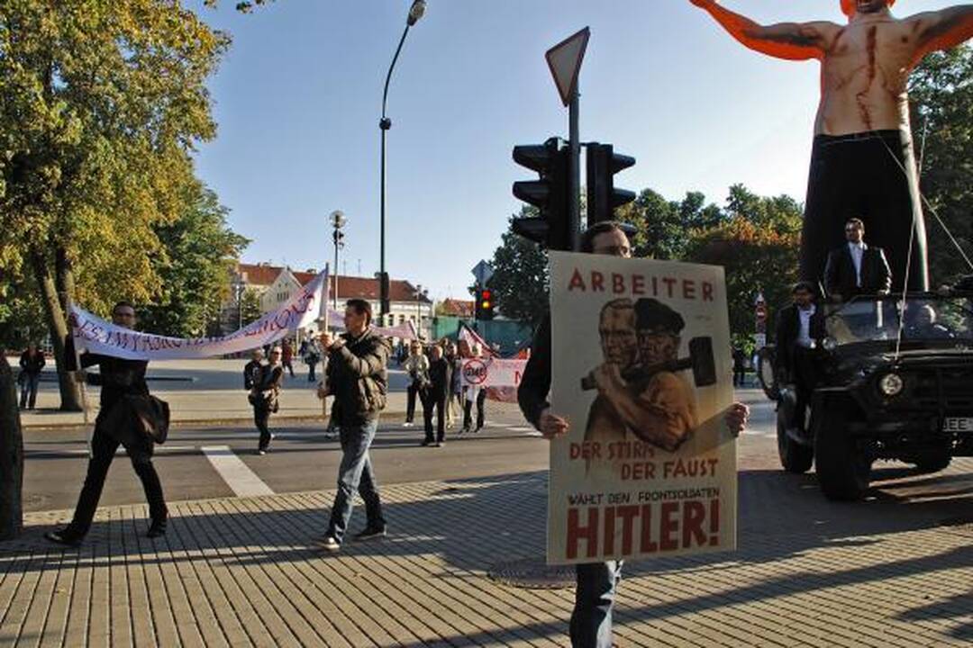 Rugsėjo 11-oji Klaipėdoje – su 5 metrų Frank' Einstainu