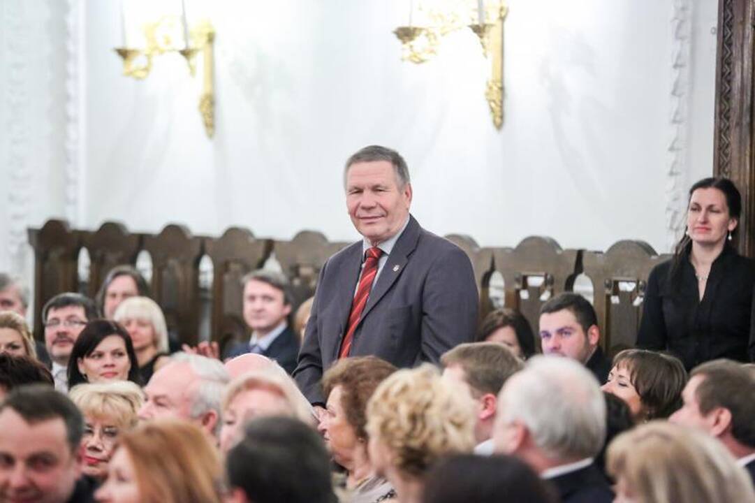 Sergantiems vaikams paaukota 100 tūkst. litų 