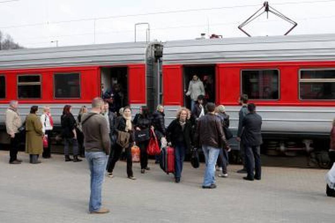 Keičiami traukinių tvarkaraščiai. Dėl remonto galimi vėlavimai