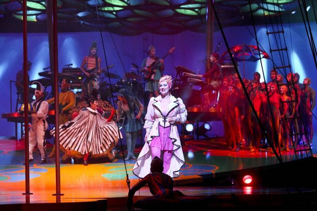 „Cirque du Soleil“ pasirodymą publika įvertino ovacijomis ir šūksniais