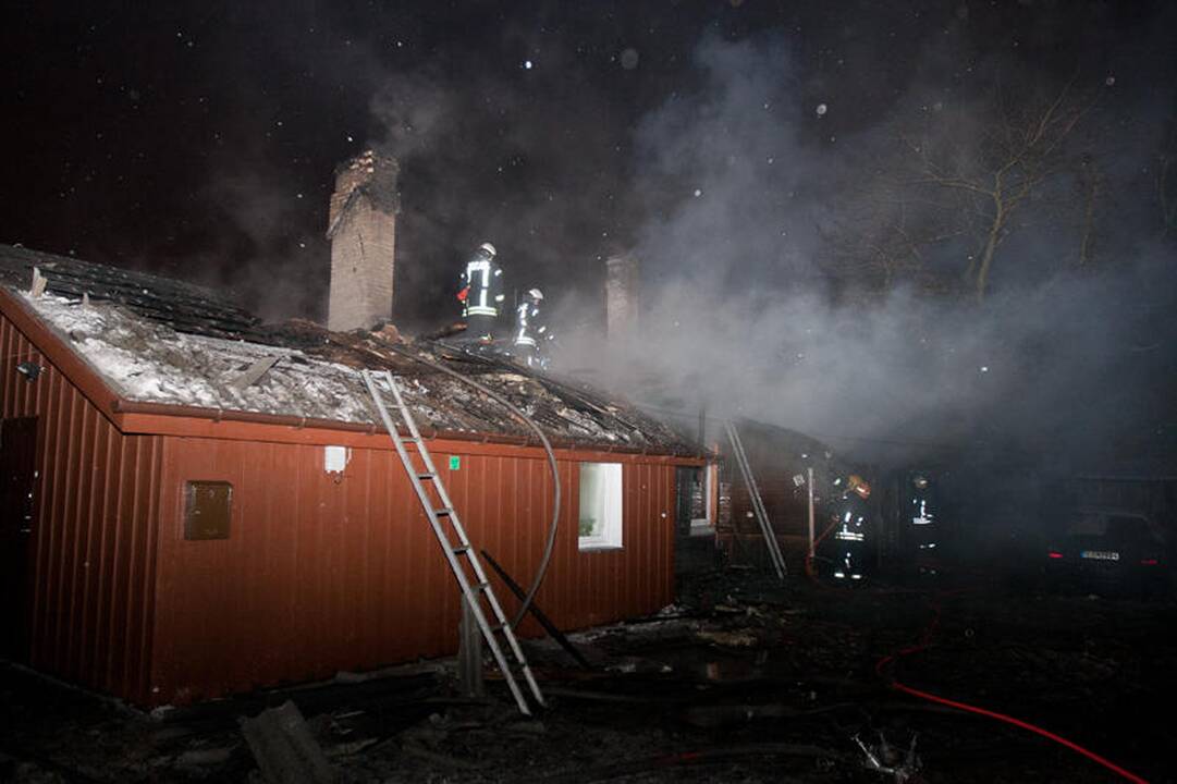 Vilniuje kilo didelis gaisras, gyventojai įtaria padegimą