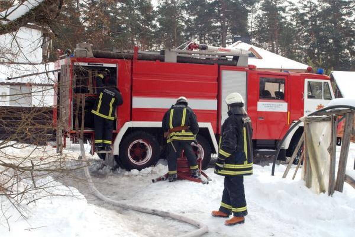 Prestižinėje Laurų gatvėje gaisras be pastogės paliko penkias šeimas