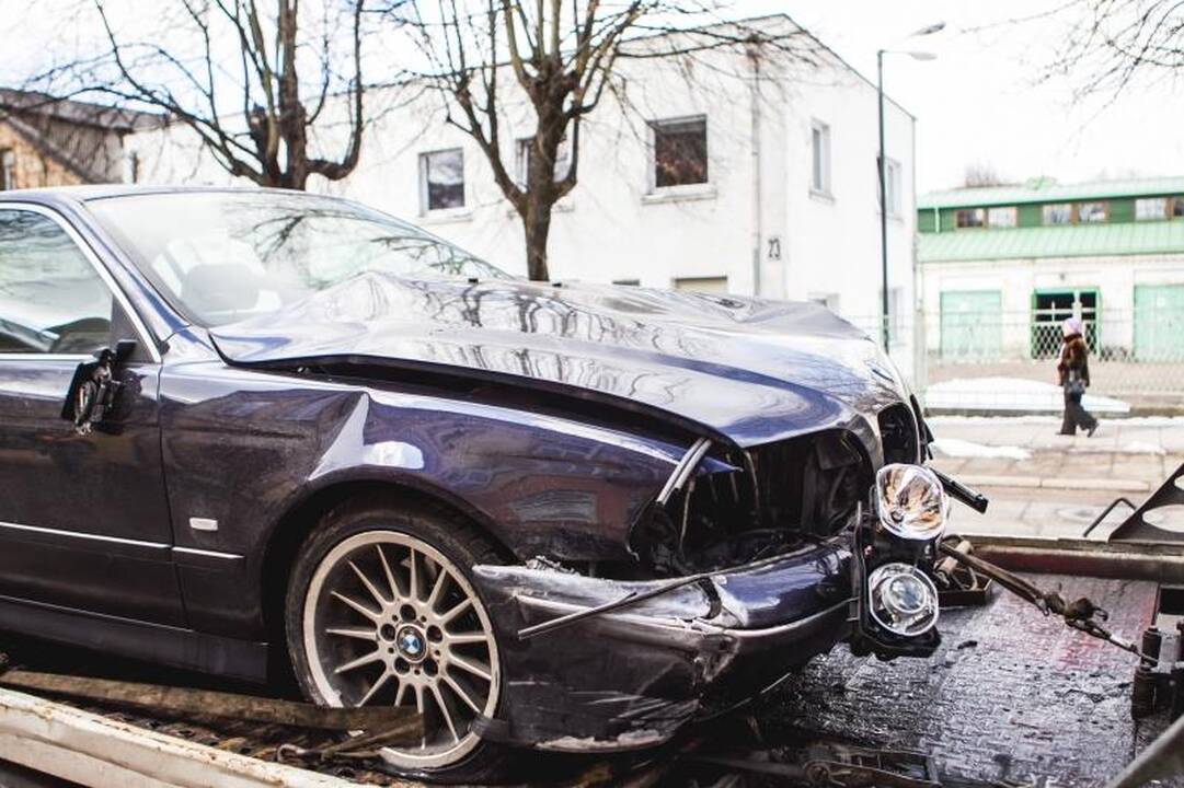 Per avariją Kauno centre nukentėjo niekuo dėtas pėstysis 