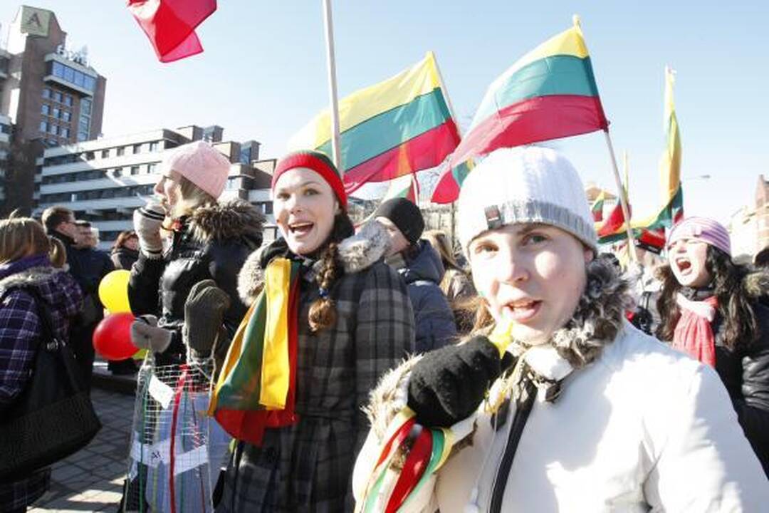 Klaipėdiečiai statė "Laisvės žiburį" 