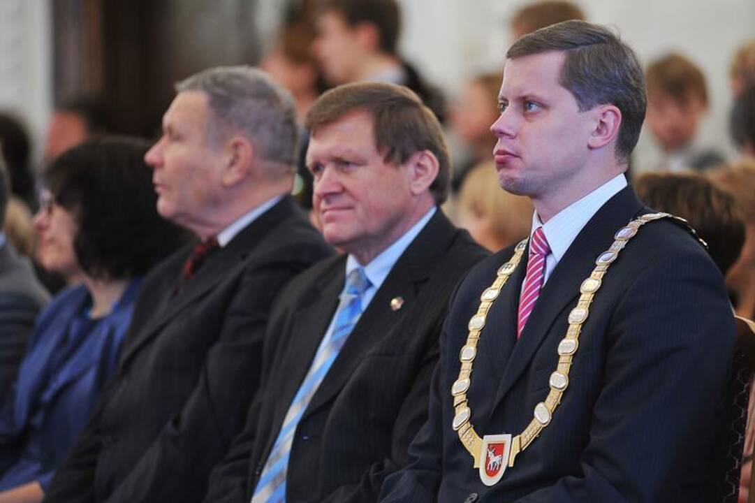 Rotušėje apdovanoti Kauną garsinantys moksleiviai
