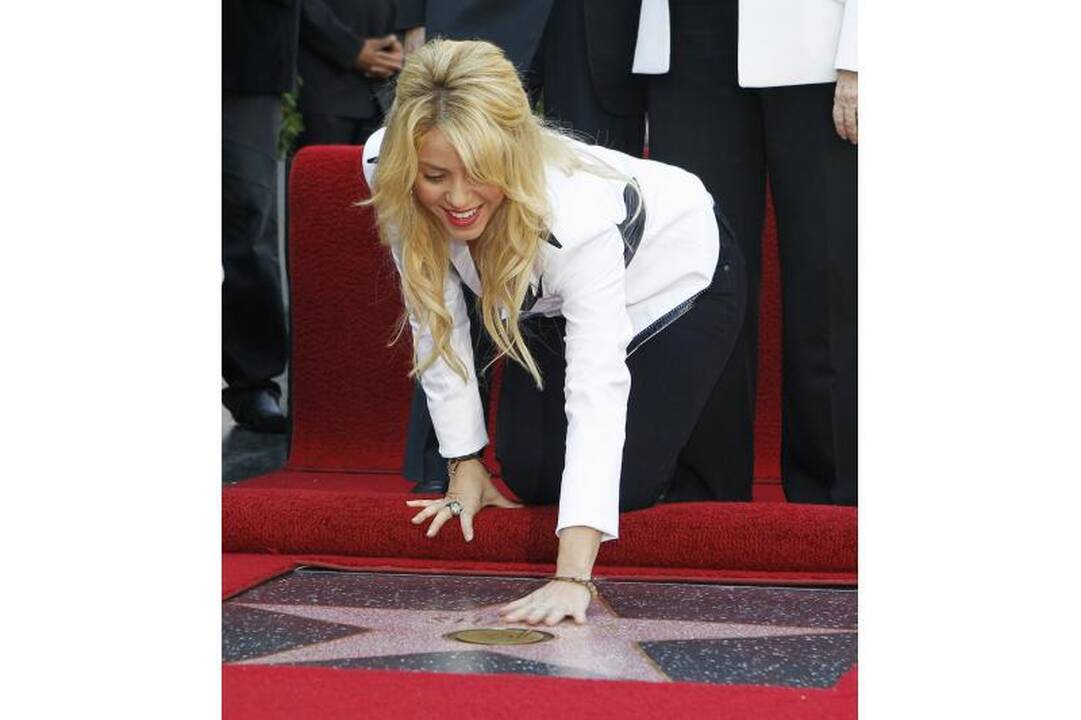 Shakira gavo žvaigždę Holivudo šlovės alėjoje