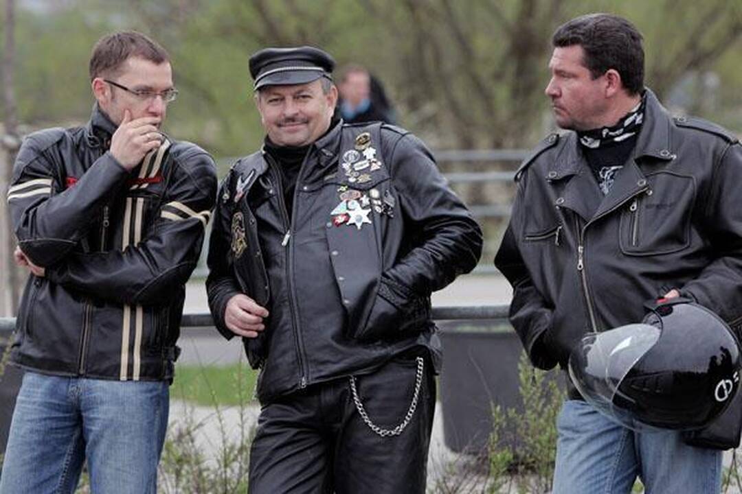 Per baikerių sezono atidarymą - motociklininko gaudynės