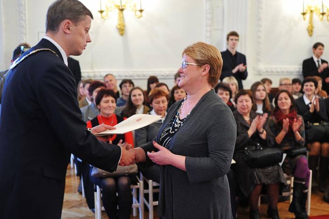 Rotušėje apdovanoti Kauną garsinantys moksleiviai