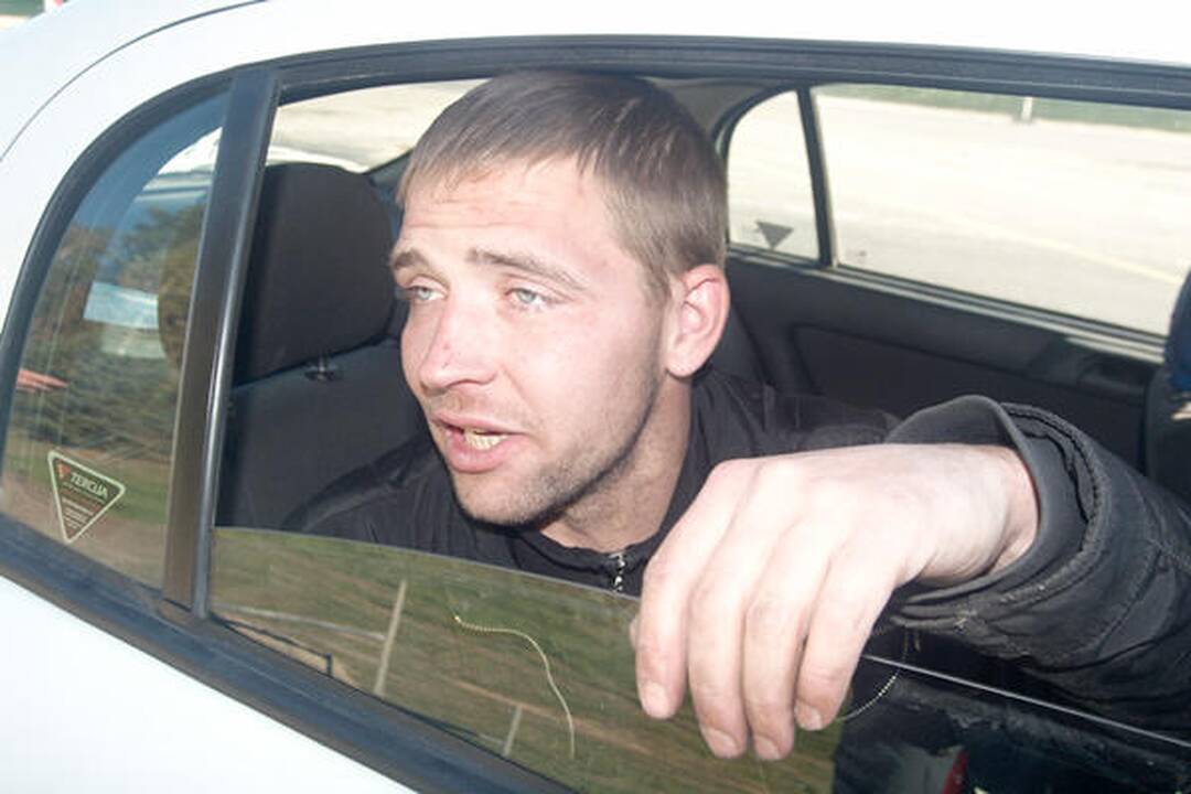 Vilniuje vogtu automobiliu siautėjo narkomanas