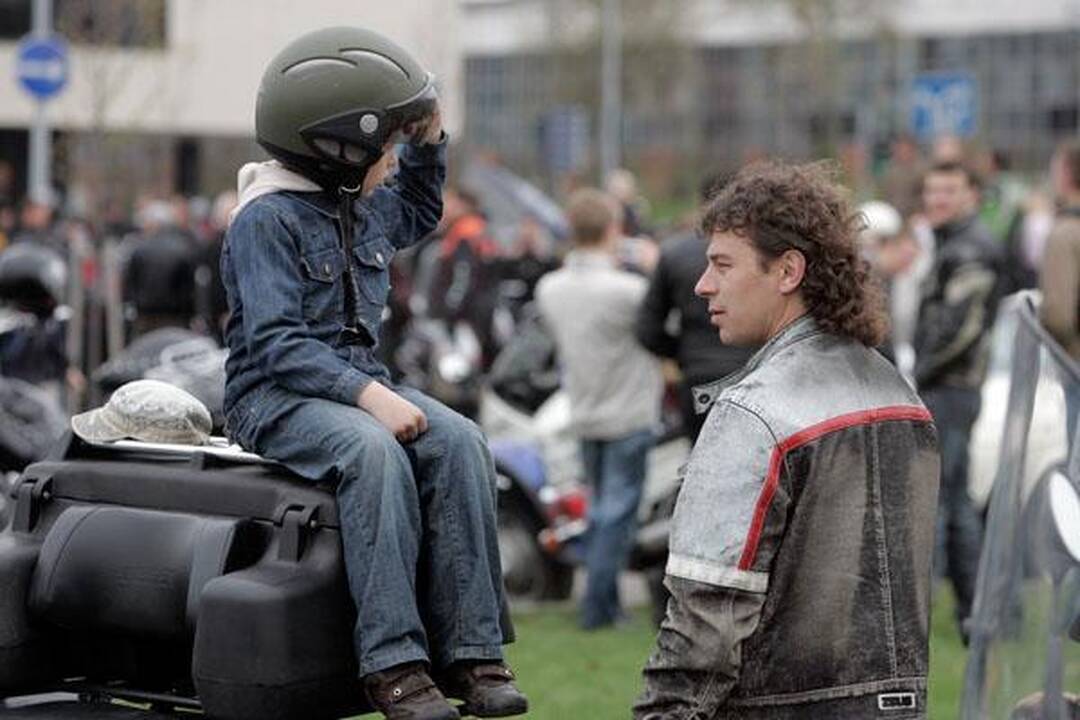 Per baikerių sezono atidarymą - motociklininko gaudynės