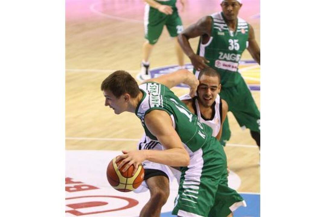 „Žalgiris“ nepaliko vilčių R.Kurtinaičio auklėtiniams